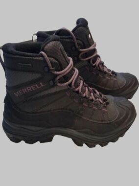 Merrell Women's Black and Purple Lace-Up Hiking Boots New Without Tags Size 6